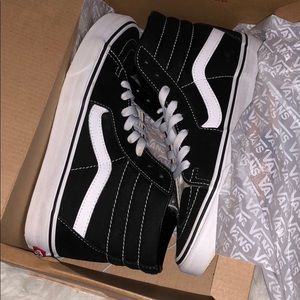 High Top Black / White Vans